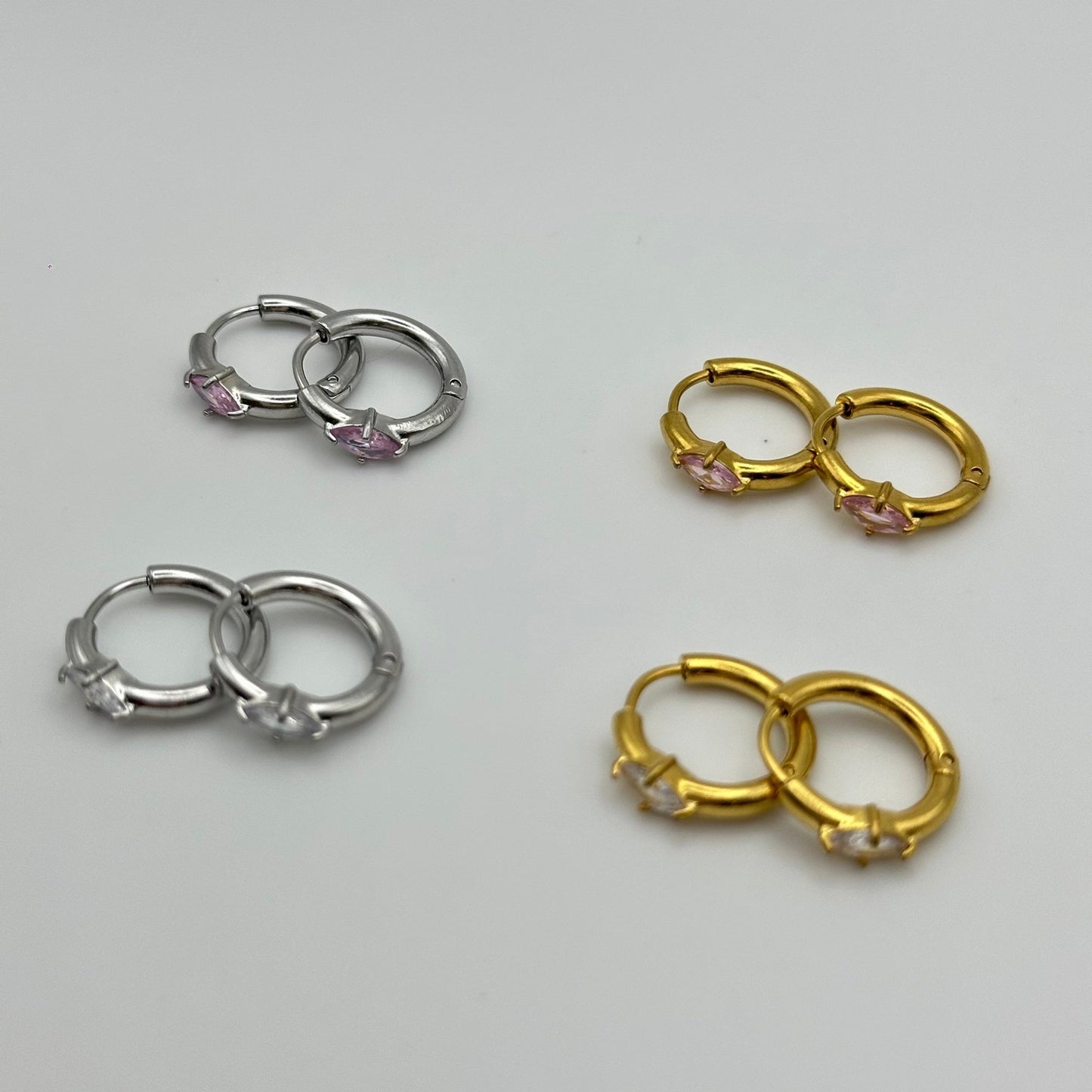 Boucle d'oreille Adore you blanc